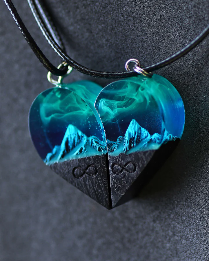 Wear the Aurora Borealis Daily